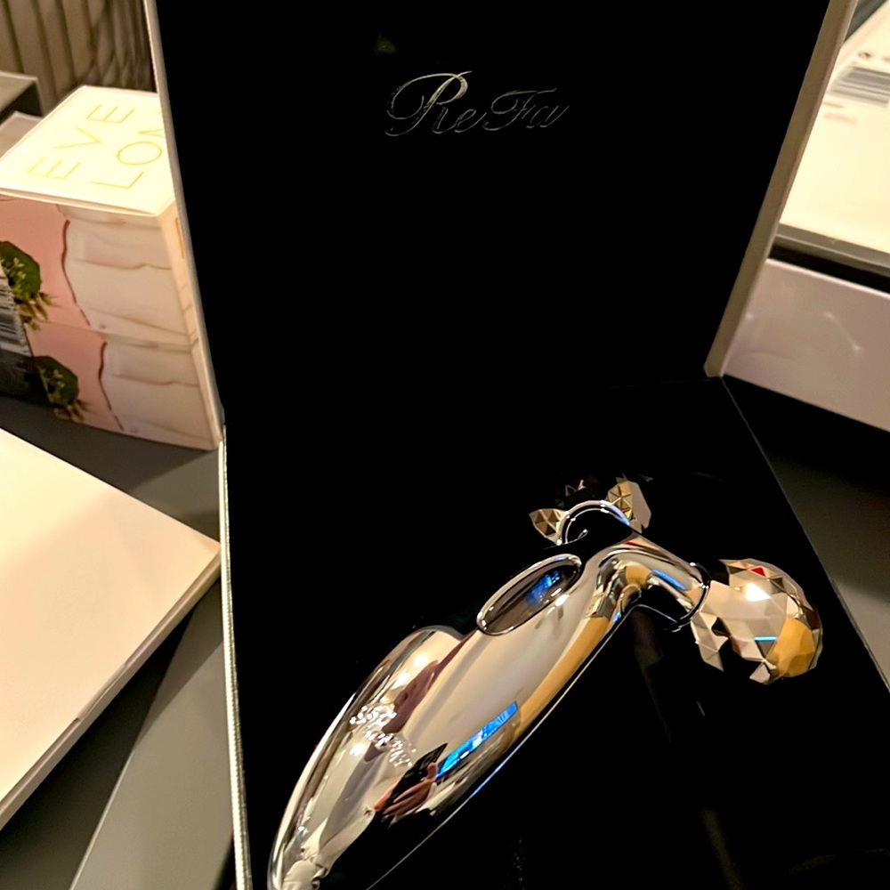 New in Box Refa CARAT - never used. With Auth Card!